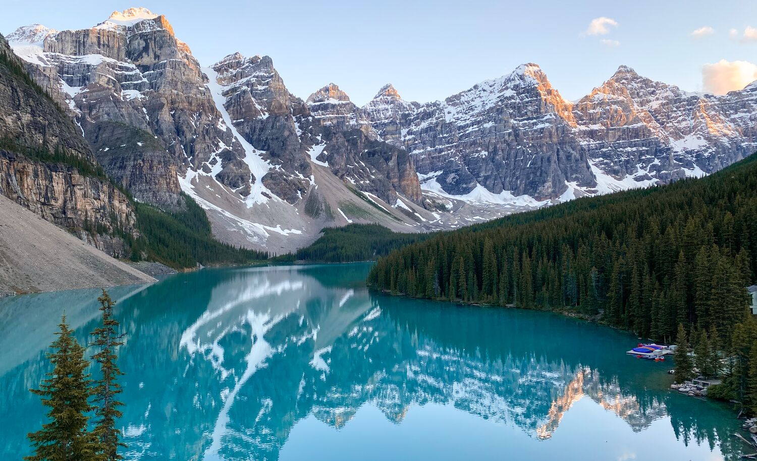 Sunrise at Moraine Lake in Banff National Park