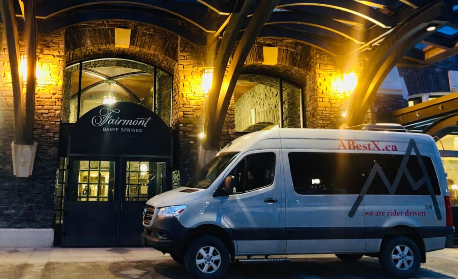 ABest tours in front of the Fairmont Banff Springs in Banff National Park