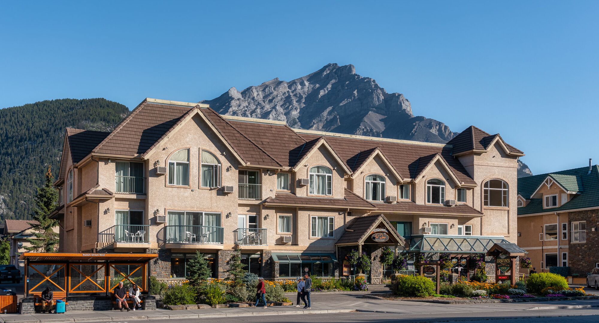 Irwin's Mountain Inn during summer