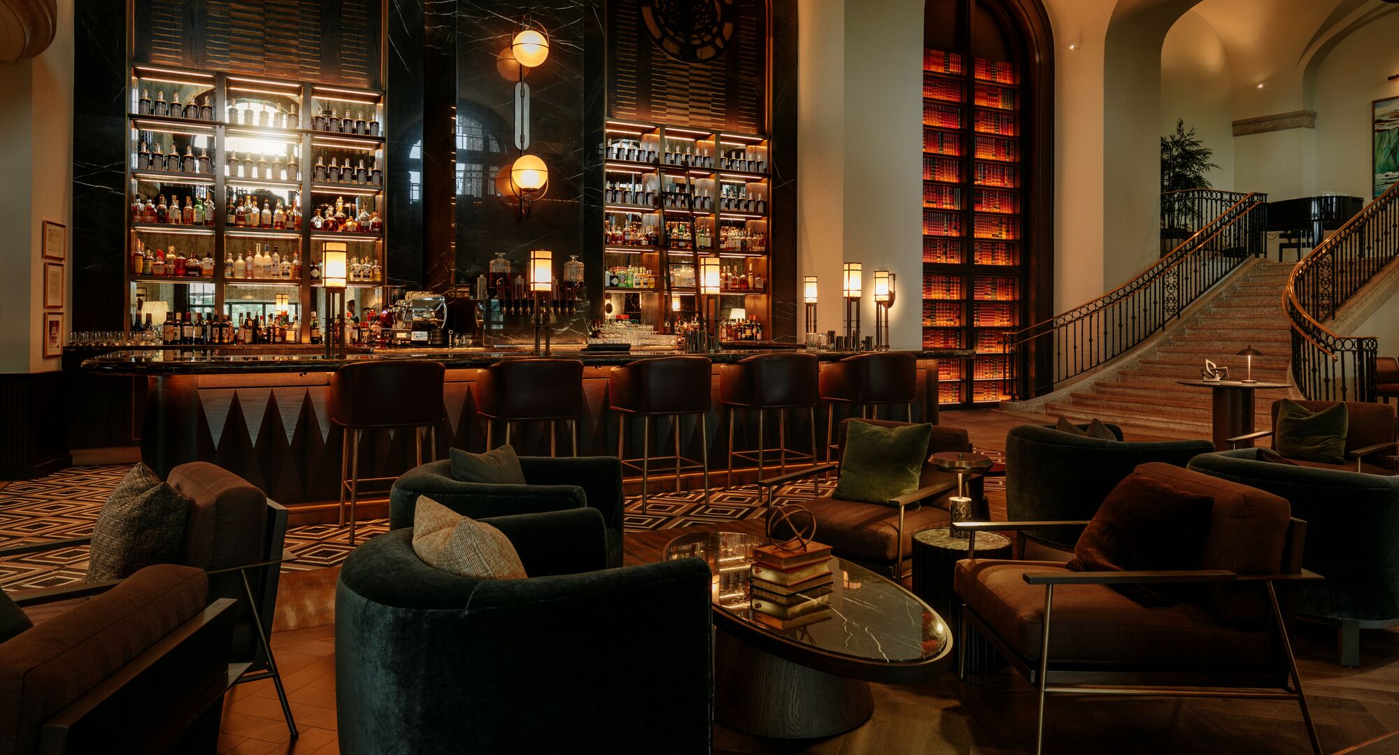 A view of the interior of the Rundle Bar at the Fairmont Banff Springs