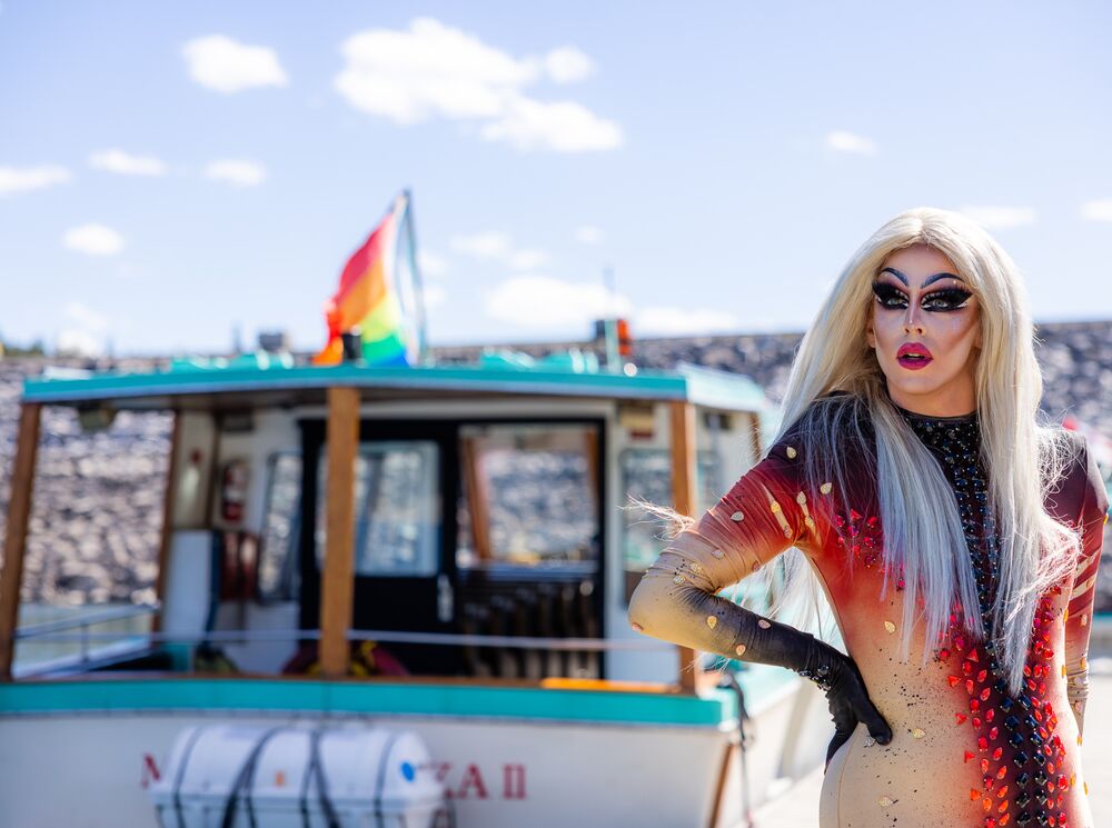 Lake Minnewanka Cruise Pride Image