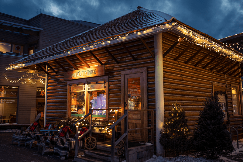 Jolene's Tea House | Banff & Lake Louise Tourism