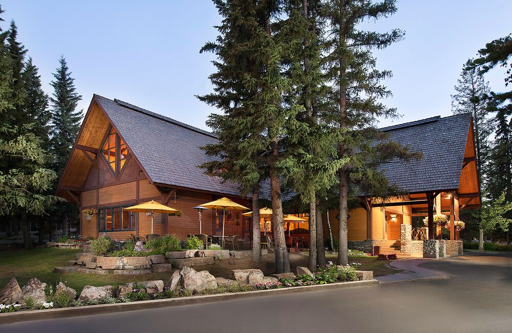 Buffalo Mountain Lodge in summer